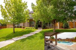 6903 LONGLEAF Lane
