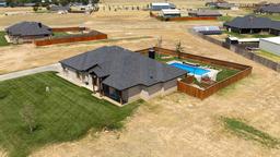 2601 Blue Springs