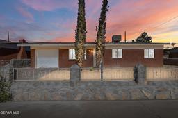 10333 SHOSHONE Street — Sun Valley