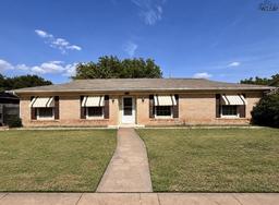 1119 Rosemary Drive — Ray Massey
