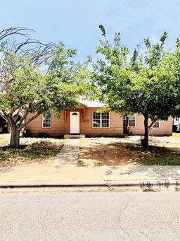 303 Santa Rita — Ridgecrest West