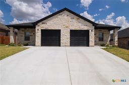 114 Leon Lane