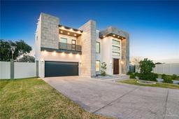 2805 Country Club Drive — Sunset Gardens