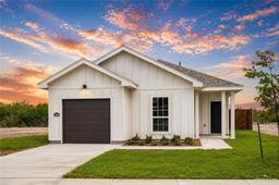 811 S Tecate Drive — Sendero