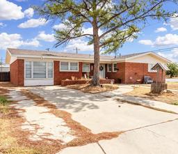 4200 Winchester Ave — Lyndale