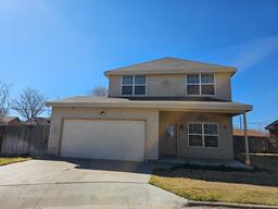 604 NE Ave E Place