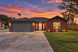 950 Mendoza Street — Laguna Acres