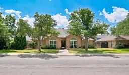 4613 Bishops Castle Dr — Polo Park