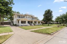 1505 Grant Street — Floral Heights