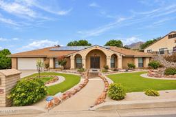 433 HOLLYDALE Drive — Mesa Hills