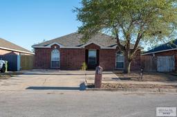 2467 Athens St — EL VALLE GRANDE