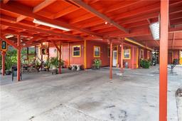 211 Monica Street — Monica Acres