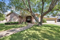 6202 Oriole Court — GREEN TREE COUNTRY CLUB ESTATES