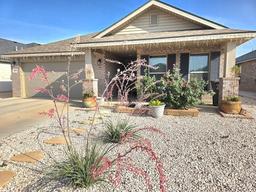 2904 N Yellowstone Ct — Lone Star Trails II