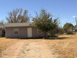 2102 W 3rd — Lasseter