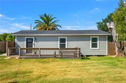 329 E Lakeside and 326 Picture Drive — Flour Bluff Estates
