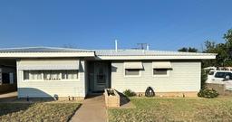 700 NW 12th St, Andrews, TX 79714