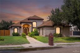5305 Mauritius Lane — Falcon''s Crest Garden