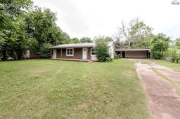 924 Falls Drive — Wichita Gardens