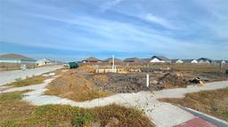 2782 Lady Andrea Drive — KING''S LANDING