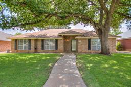 3237 Maplewood Drive — Southland Hills