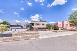 825 Galloway Drive — Kern Place