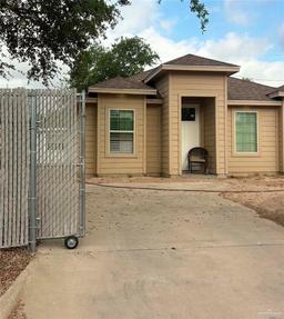 8411 N Kenyon Drive — Viva Las Vegas