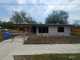753 San Antonio Ave — Wallace