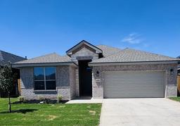 6305 Patrick Clay Dr — Yukon Ridge