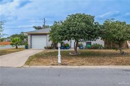 2704 Carnation Avenue — Harvey Terrace #2