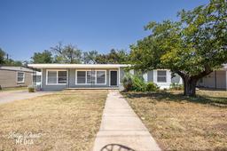 2632 W Avenue N — Westmoreland Annex