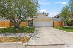 3712 Calle Santiago — LA VILLITA DE LA NORTENA