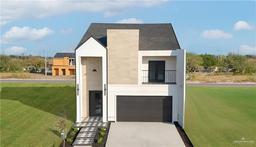 3515 S K Lane — Georgetown Park