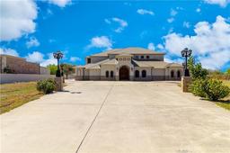 2204 E Trenton Road — Trenton Acres