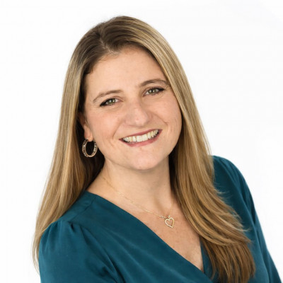 Leann Schmidt