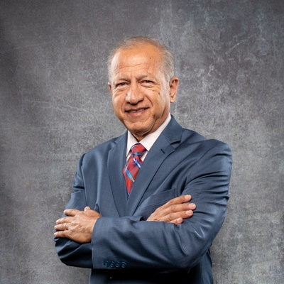 Luis F. Mendoza