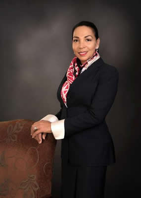 Evette Labome